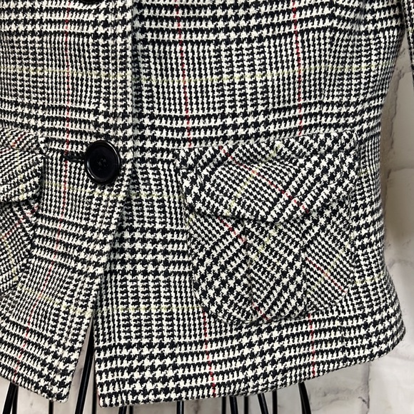 Trina Turk Blazer Plaid Wool Blend Cropped Fully Lined 3/4 Sleeve 3-Button - Picture 3 of 12